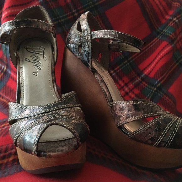 Fergie for Spring - Picture 6 of 8